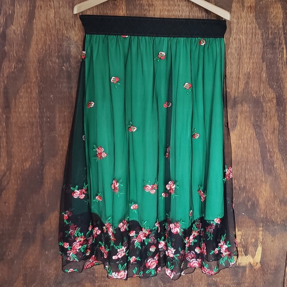 LuLaRoe Jill Embroidered Midi Skirt- M - Picture 7 of 8